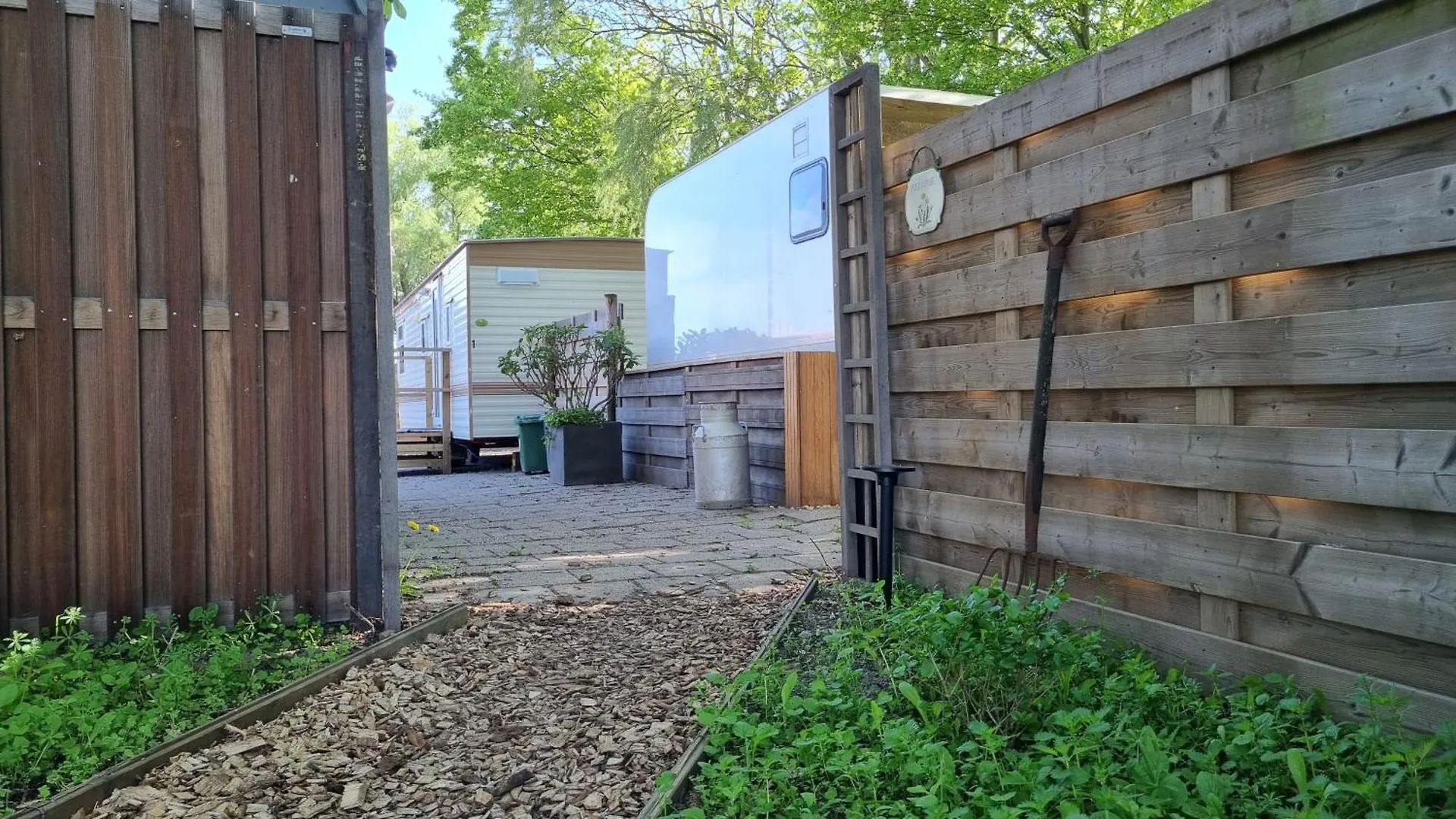 City Farmer Farmyard Stays, Sleep Easy, Stay Rural, Explore Amsterdam